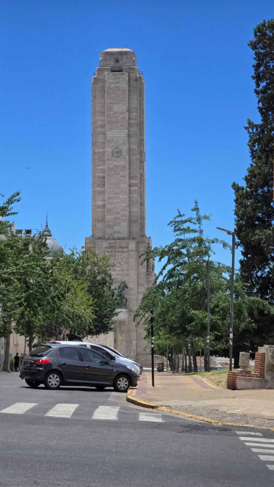 Monumento Y Rio Con Parking Privado Opcional